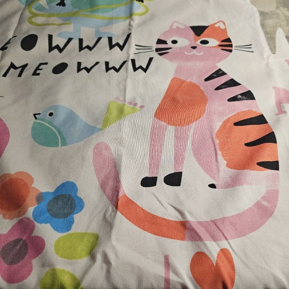 Difficult to find Crayola "Purrty cat" pillow cases - Picture 4 of 6